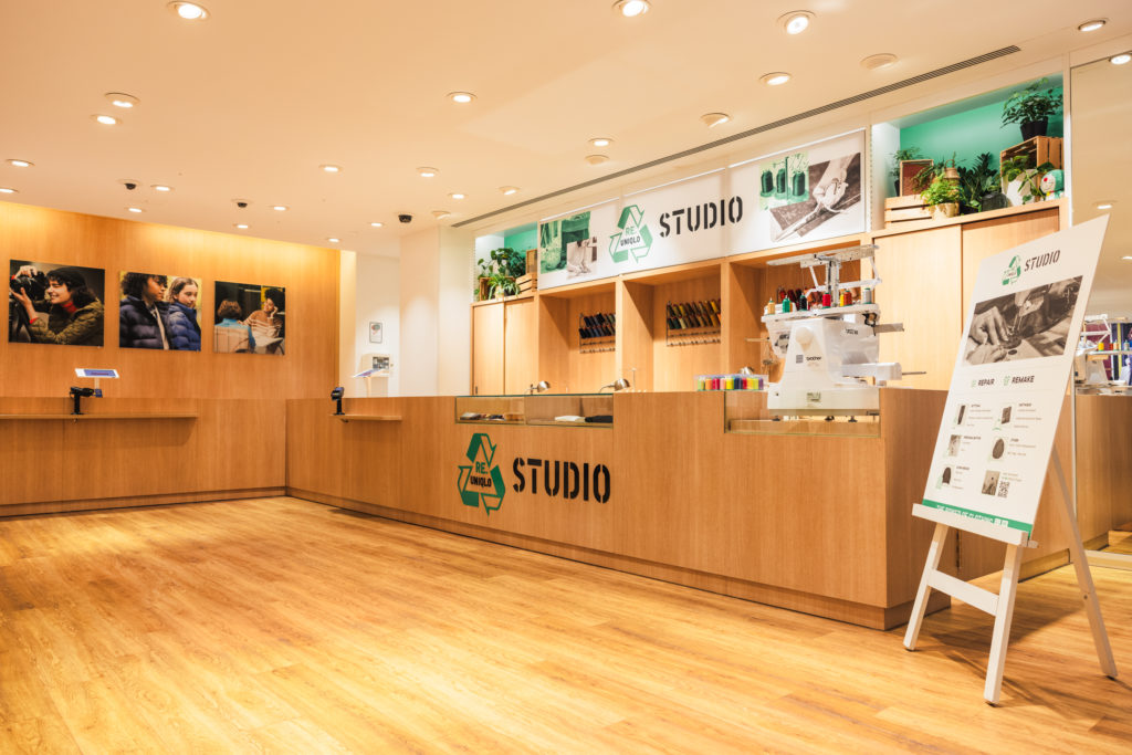 RE.UNIQLO Studio