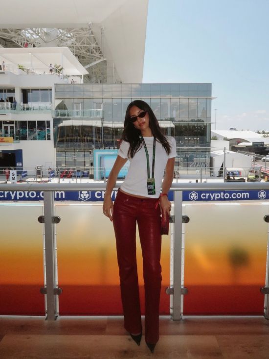 WAGs F1 Paddock Beauty