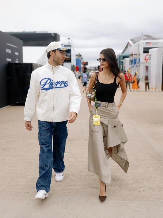 WAGs F1 Paddock Beauty